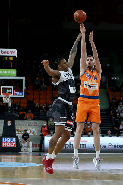 尽管决赛以 尽管决赛以