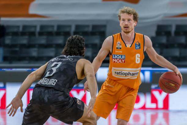 在关键时刻 在关键时刻